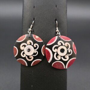 Silver Plated Flower Motif Shell Dangle Earrings A7089